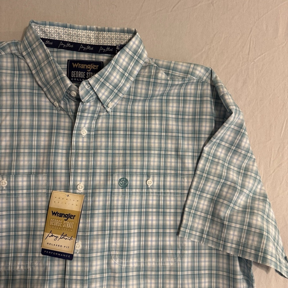 Wrangler George Strait Relaxed Fit Plaid Performance Shirt Mens XL Blue